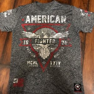 Men’s American Fighter medium t-shirt